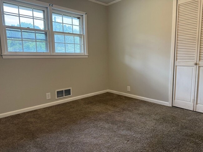 Photo - 1343 Oakdale Dr