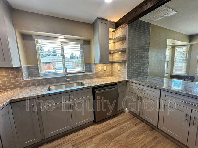 Photo - 2322 E Vassar Dr