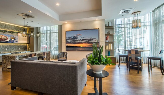 Photo - 270 Northern Ave