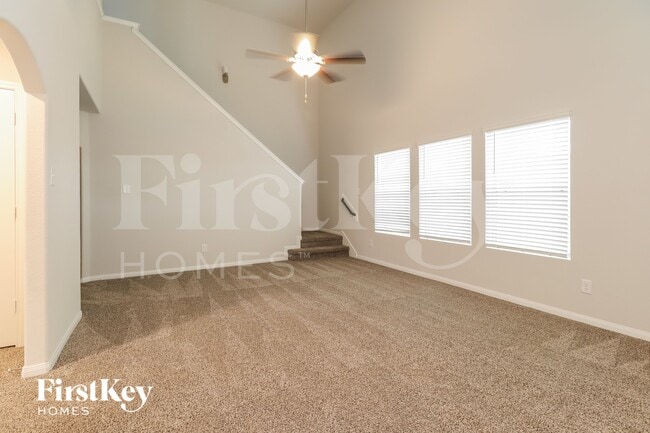 25621 Roy Rogers Rd