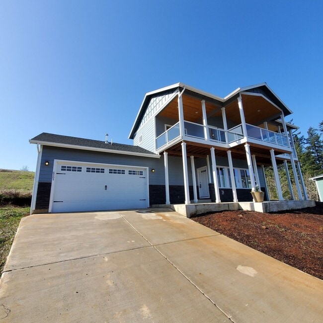 Dog friendly Lakeview 3 Bed: 2Bath w/2 Car... - Dog friendly Lakeview 3 Bed: 2Bath w/2 Car... House