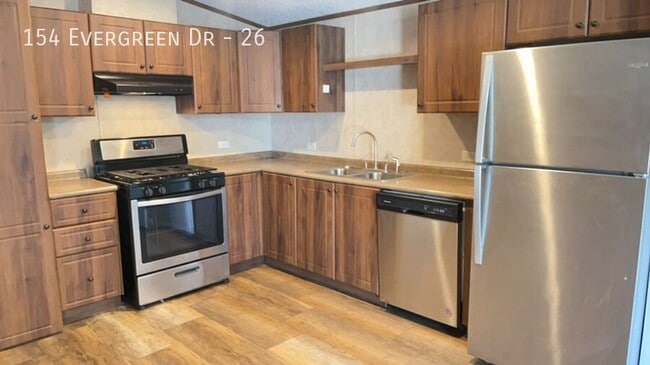 Building Photo - 154 Evergreen Dr