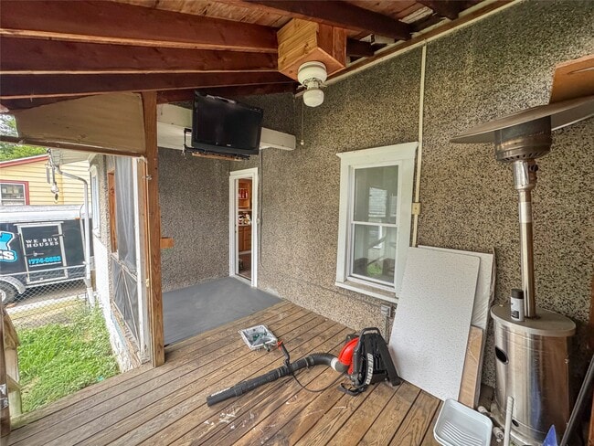 Photo - 111 Bigelow St