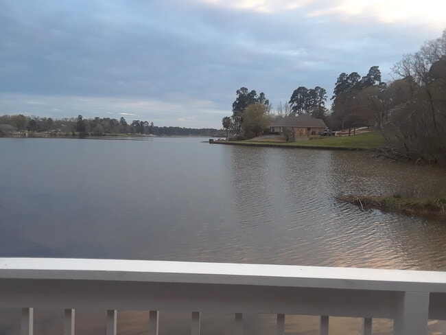 Photo - 230 Waters Edge