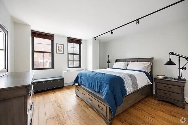 Building Photo - 3 bedroom in NEW YORK NY 10011 Unit 14K Rental