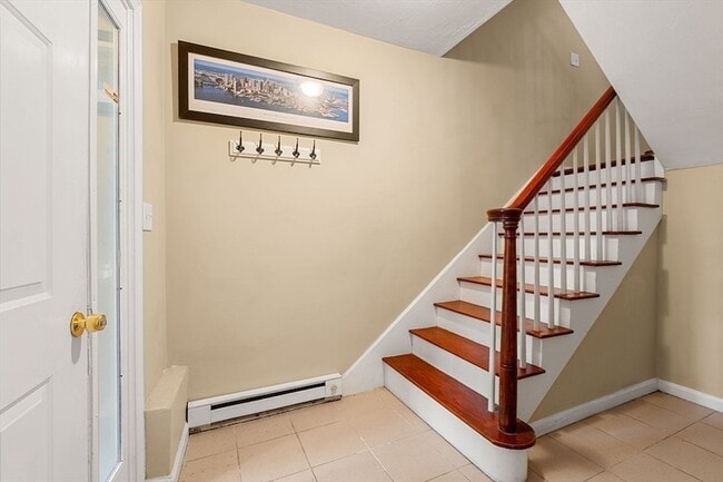 Photo - 168 Upton St