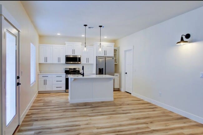 Photo - Cross Hollow Home