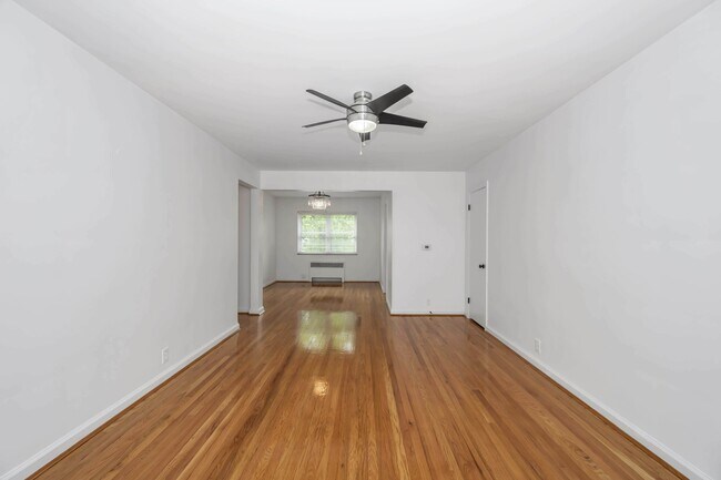 Photo - 6949-6953 Murray Ave