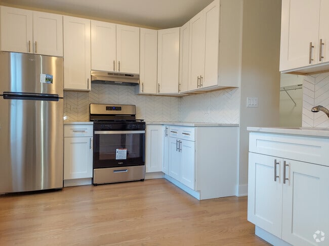 Building Photo - 4604 N Winchester Ave Unit 3C Rental