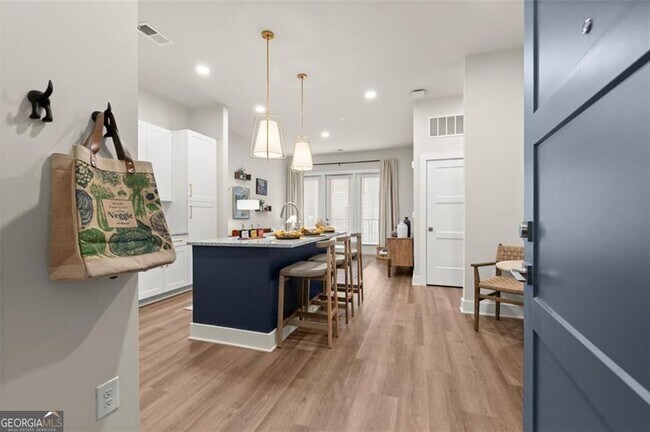 Photo - 2648 Sandy Plains Rd Unit 215