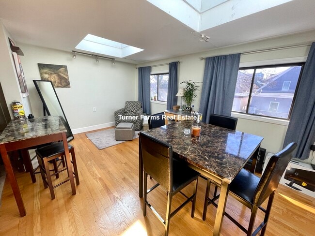 Photo - 10 Evergreen Ave Unit 3