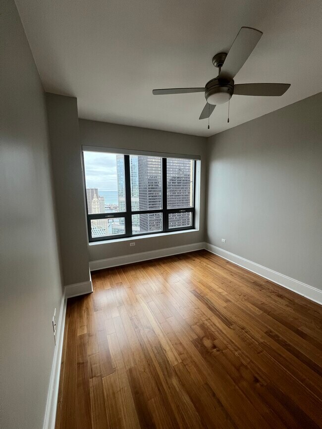 Photo - 68 W Hubbard St Unit 2704