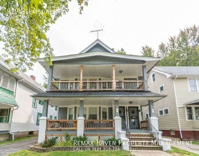 Building Photo - 919 Helmsdale Rd Unit UP