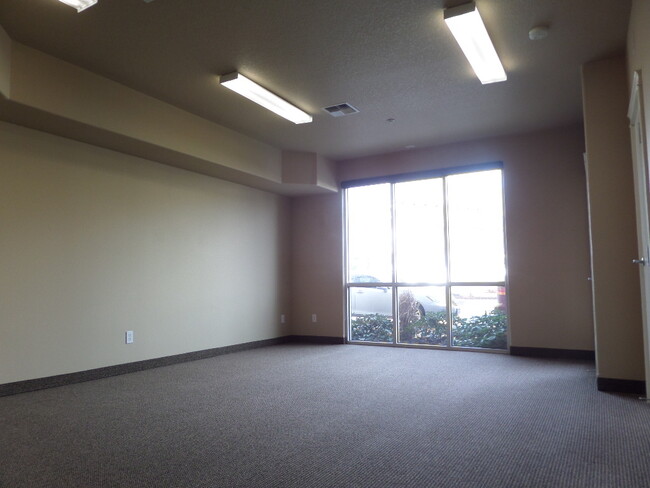 Photo - The Oaks Live/Work Townhomes