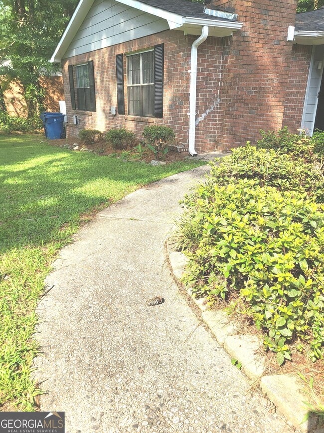 Photo - 318 River Oak Dr