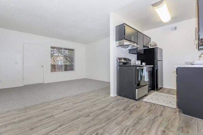 Fox Point Apartments