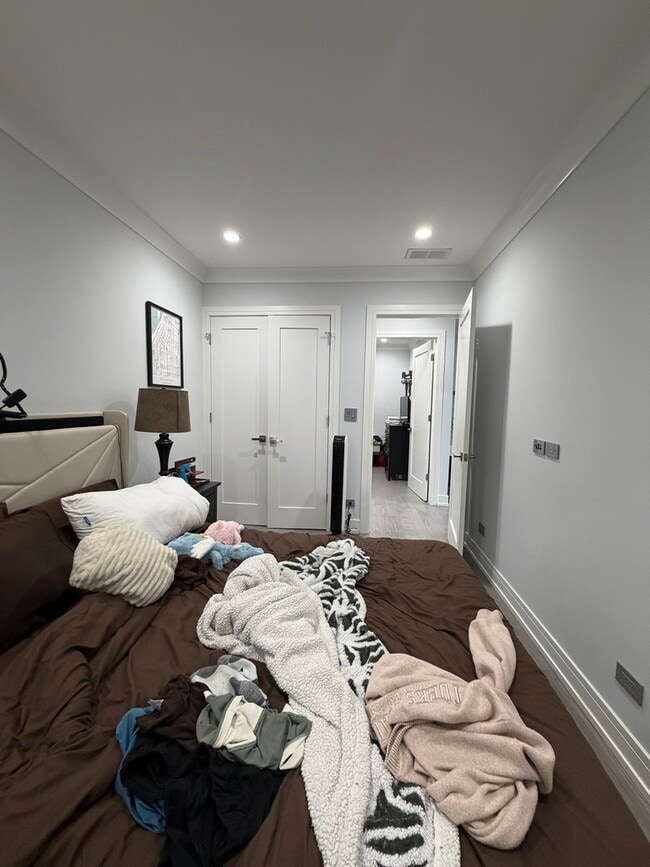 Photo - 2145 W Fletcher St Unit 3R