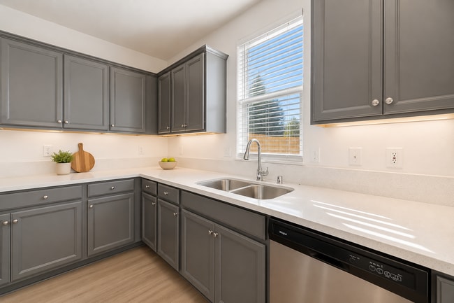 Photo - Massive 5BR Luxury: Your Fresno Dream Home!