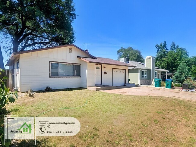 Photo - 1394 Pinon Ave