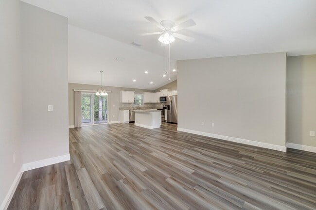 Photo - 10057 N Athenia Dr