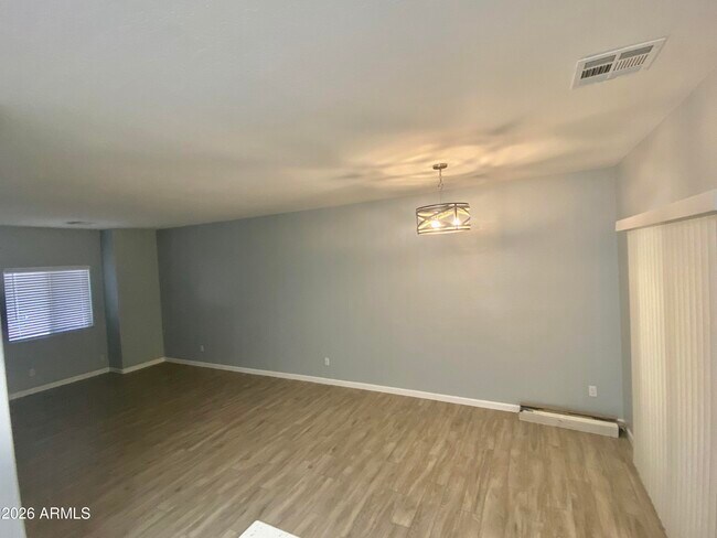 2300 E Magma Rd