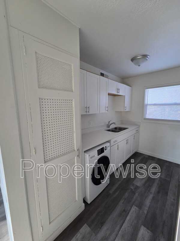 Photo - 1054 W 1520 N Unit G