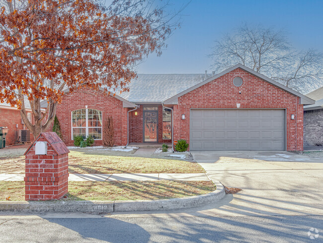 Building Photo - 4612 Midway Dr Rental