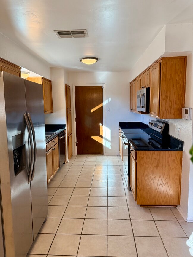 Photo - 5904 Oak Hill Rd