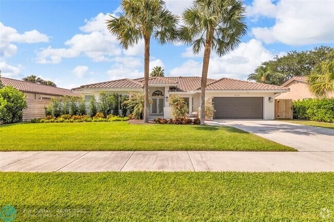 Building Photo - 9585 Carousel Cir S Rental