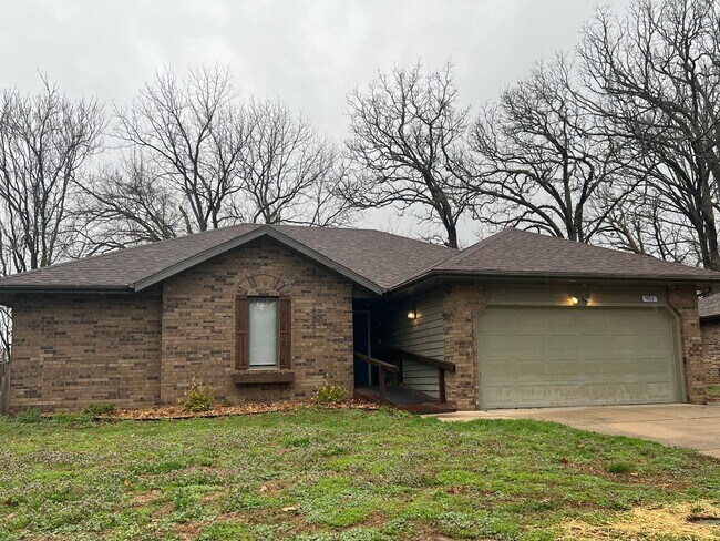 Building Photo - Quiet 3Bed / 2Bath in Sundance Estates