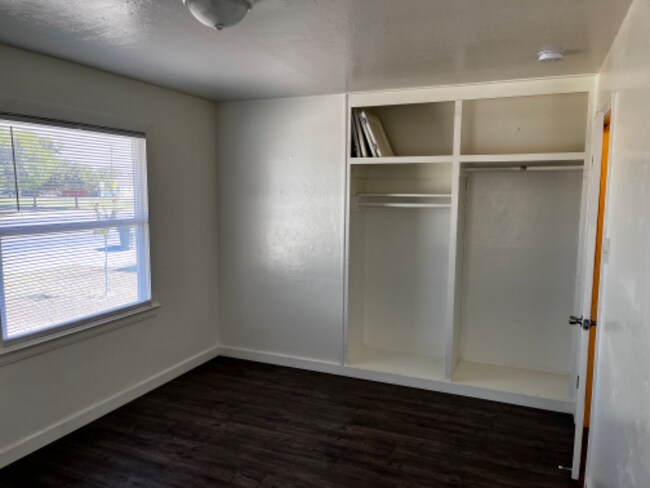 Photo - 1208 N 11th Ave