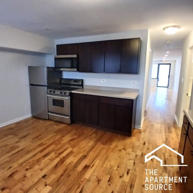 Photo - 4642 N Francisco Ave Unidad 1