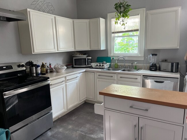 Photo - 125 E Norwood Ct