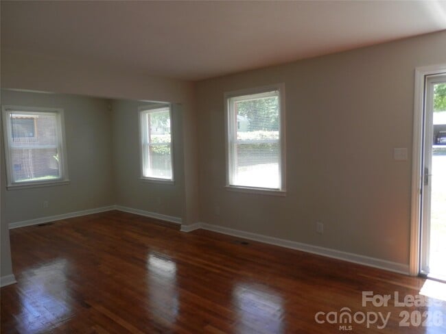 Photo - 3016 Colfax St