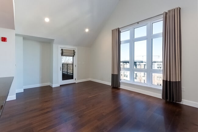 Photo - 1501 Commonwealth Ave Unit PH3