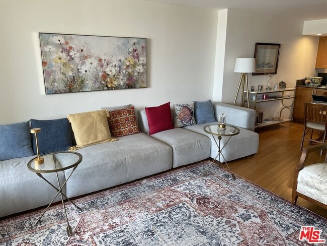 4314 Marina City Dr Unit 126