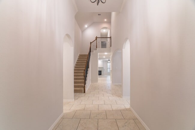 Photo - 11 Sawbridge Cir