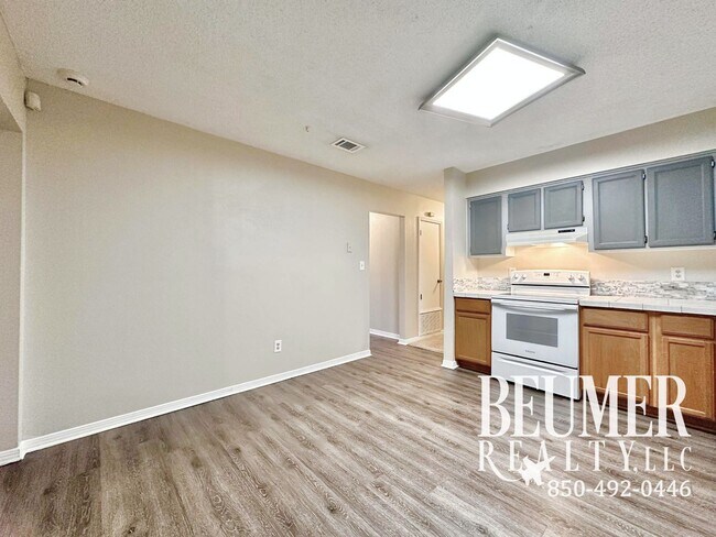 Photo - 3 bd 2 bath 1275 sqft Home For Rent