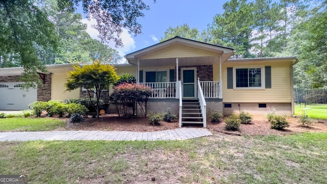 Building Photo - 90 Howard Rd