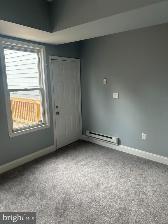 Photo - 1169 Morse St NE