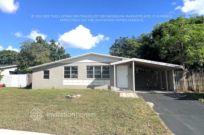 Building Photo - 6020 NW 43rd Ave