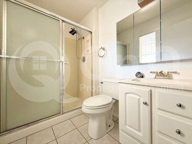 Photo - 8125 E Amelia Ave