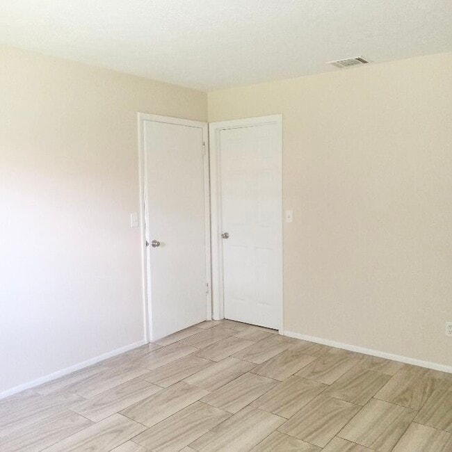 5145 SE 31st St Unidad D