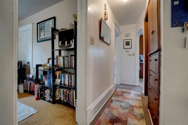 Photo - 1027 3rd Ave Unidad #02