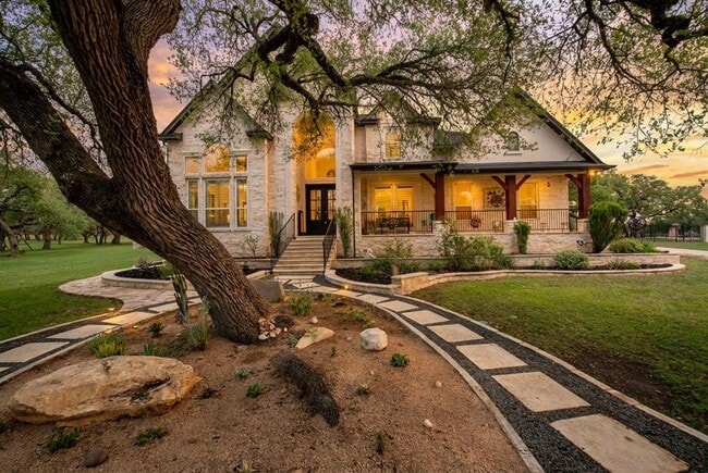 Building Photo - 664 Ranchers Club Ln