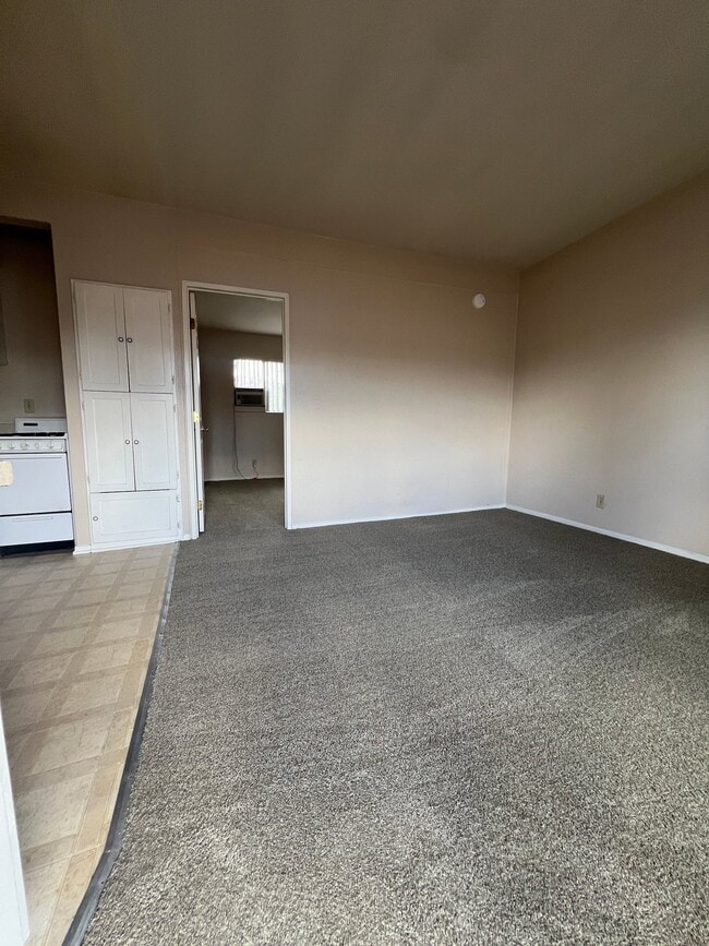 Photo - 5822 Kingman Ave Unidad H