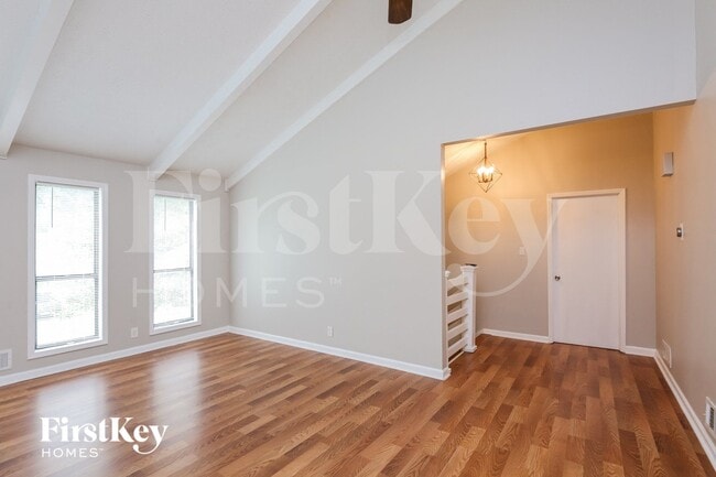 Photo - 2639 Windmere Dr NW