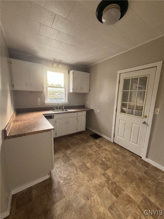 Photo - 329 McClelland St
