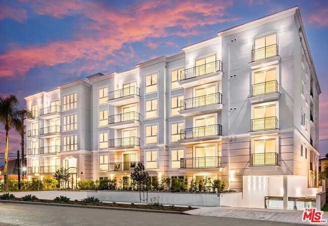 Photo - 1237 S Holt Ave Condo Unit 404