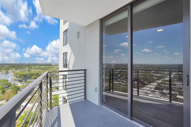 Photo - 307 SW 5th St Unit 1809